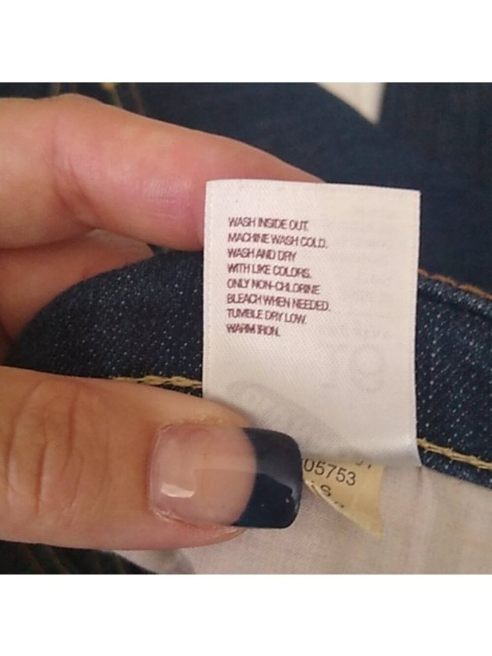 Old Navy Women's "the Diva" Jeans, Dark Blue Denim, size 16 Regular - Picture 4 of 8